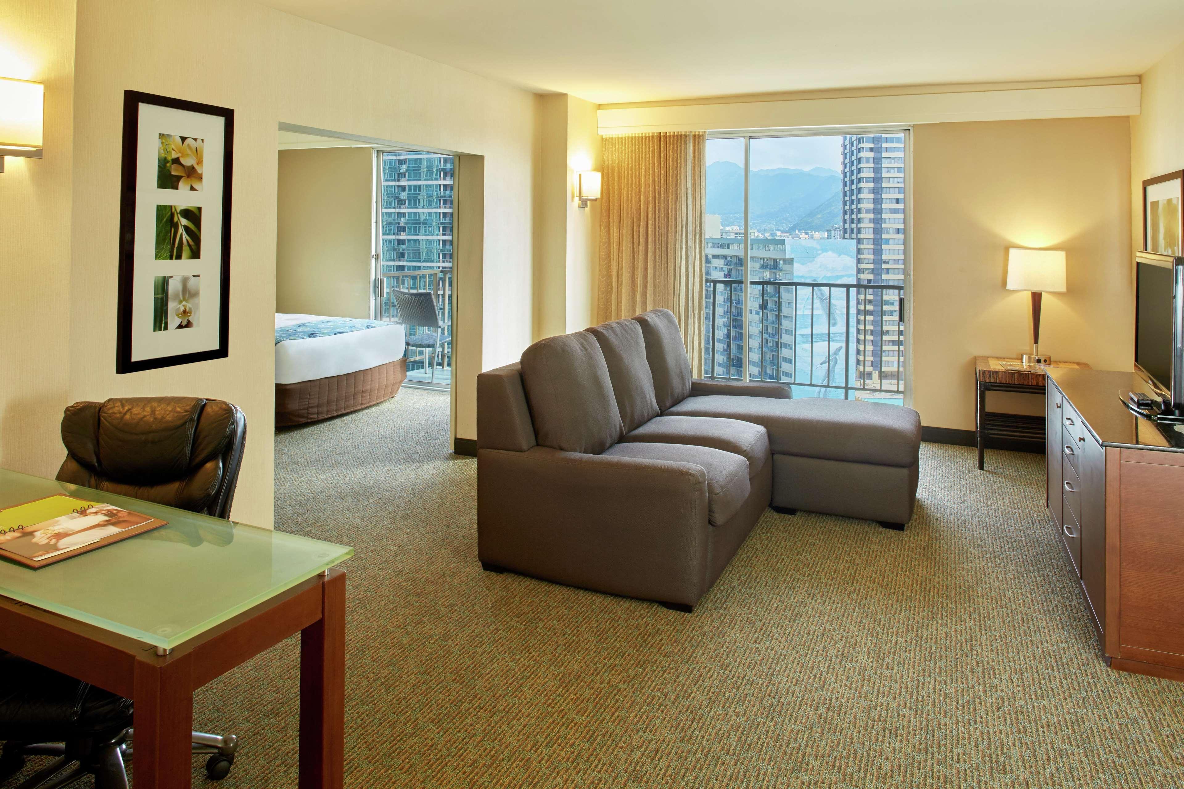 Holiday Inn Express Waikiki By Ihg Χονολουλού Εξωτερικό φωτογραφία