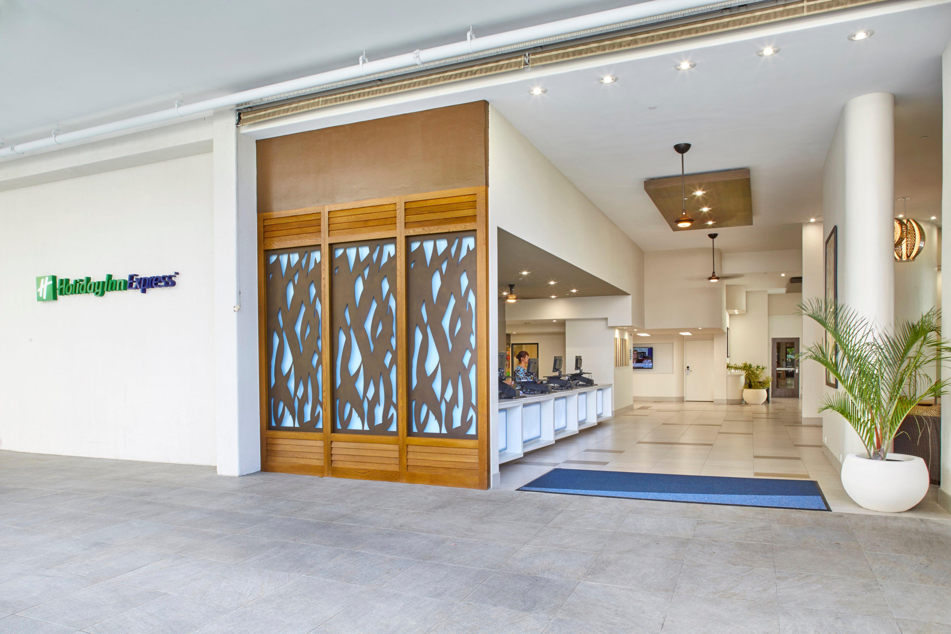 Holiday Inn Express Waikiki By Ihg Χονολουλού Εξωτερικό φωτογραφία