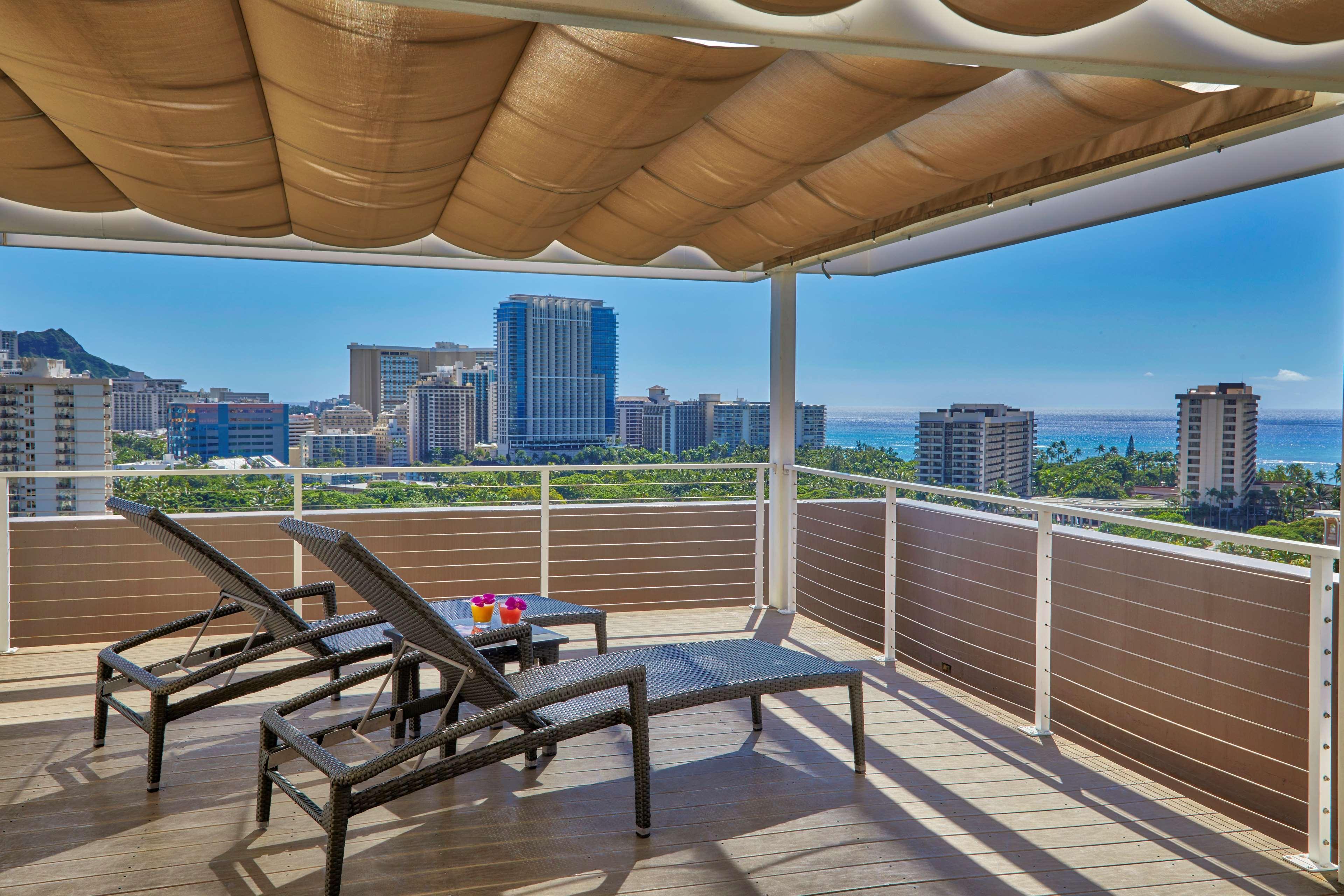 Holiday Inn Express Waikiki By Ihg Χονολουλού Εξωτερικό φωτογραφία