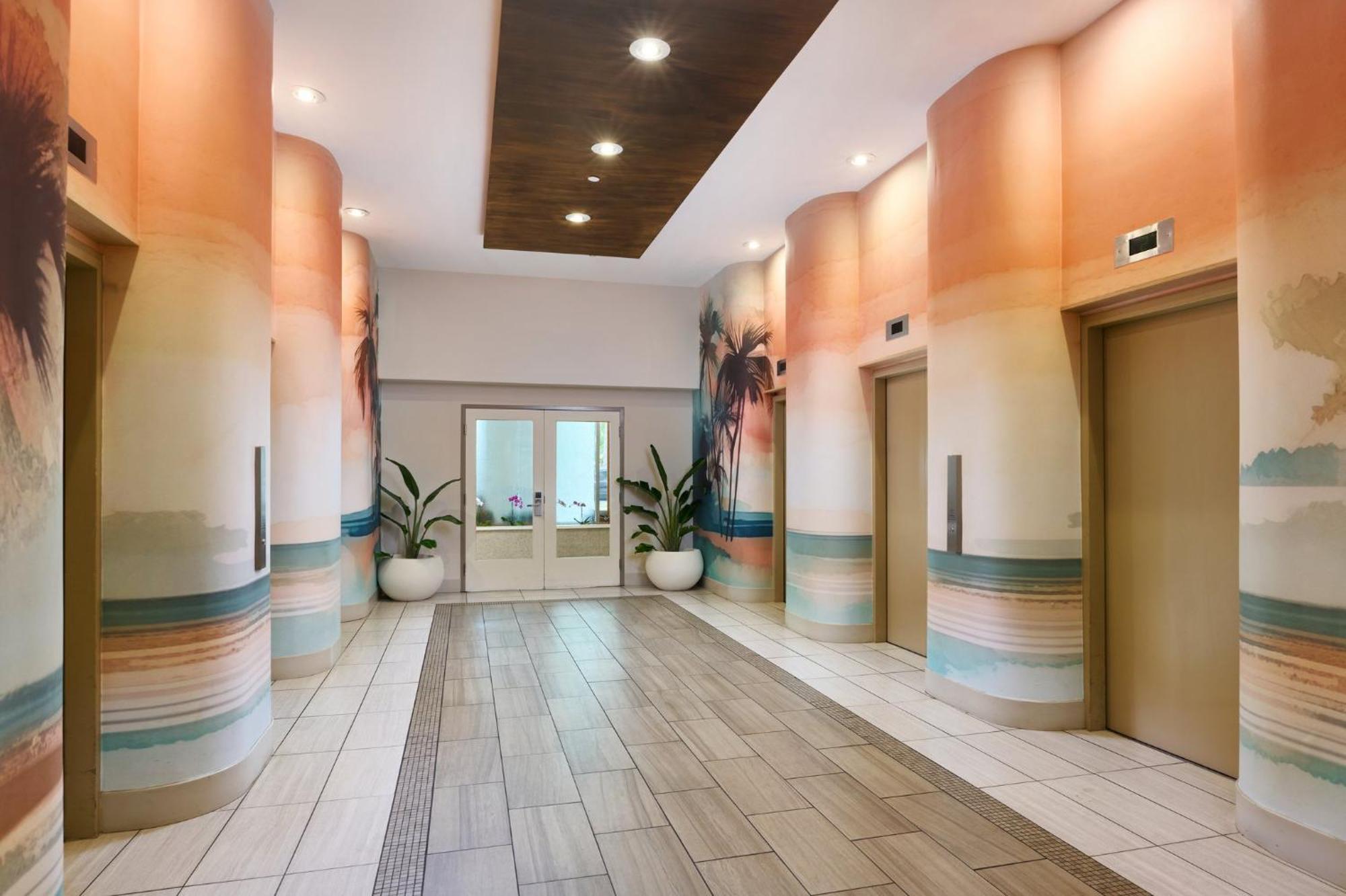 Holiday Inn Express Waikiki By Ihg Χονολουλού Εξωτερικό φωτογραφία