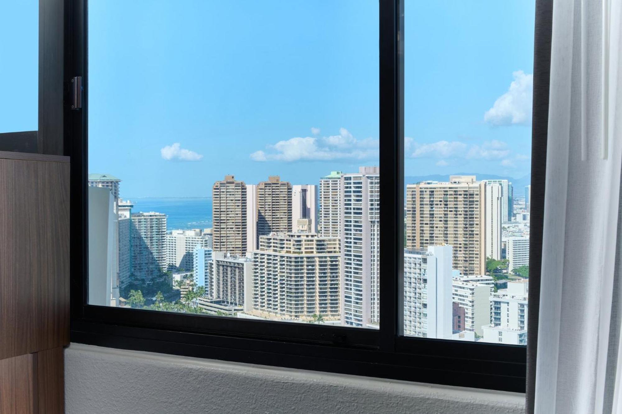 Holiday Inn Express Waikiki By Ihg Χονολουλού Εξωτερικό φωτογραφία